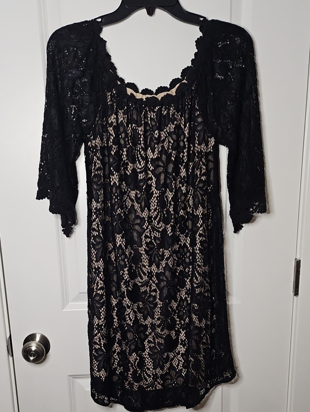 Umgee Dress Women's S Black Beige Floral Lace Bell Sleeves Boho Cocktail Indie - Picture 2 of 11